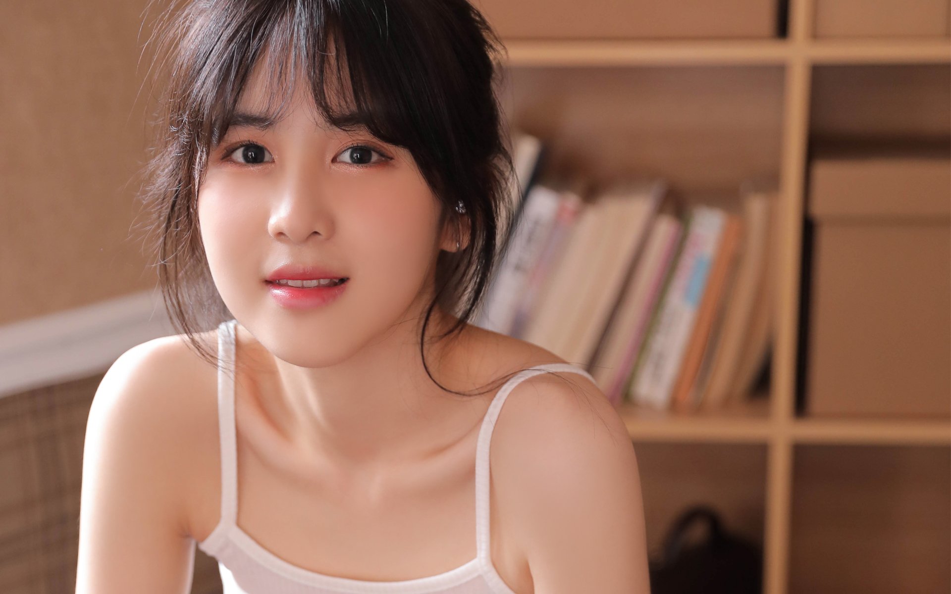 里昂注重体能轮换保持阵容活力,里昂打法