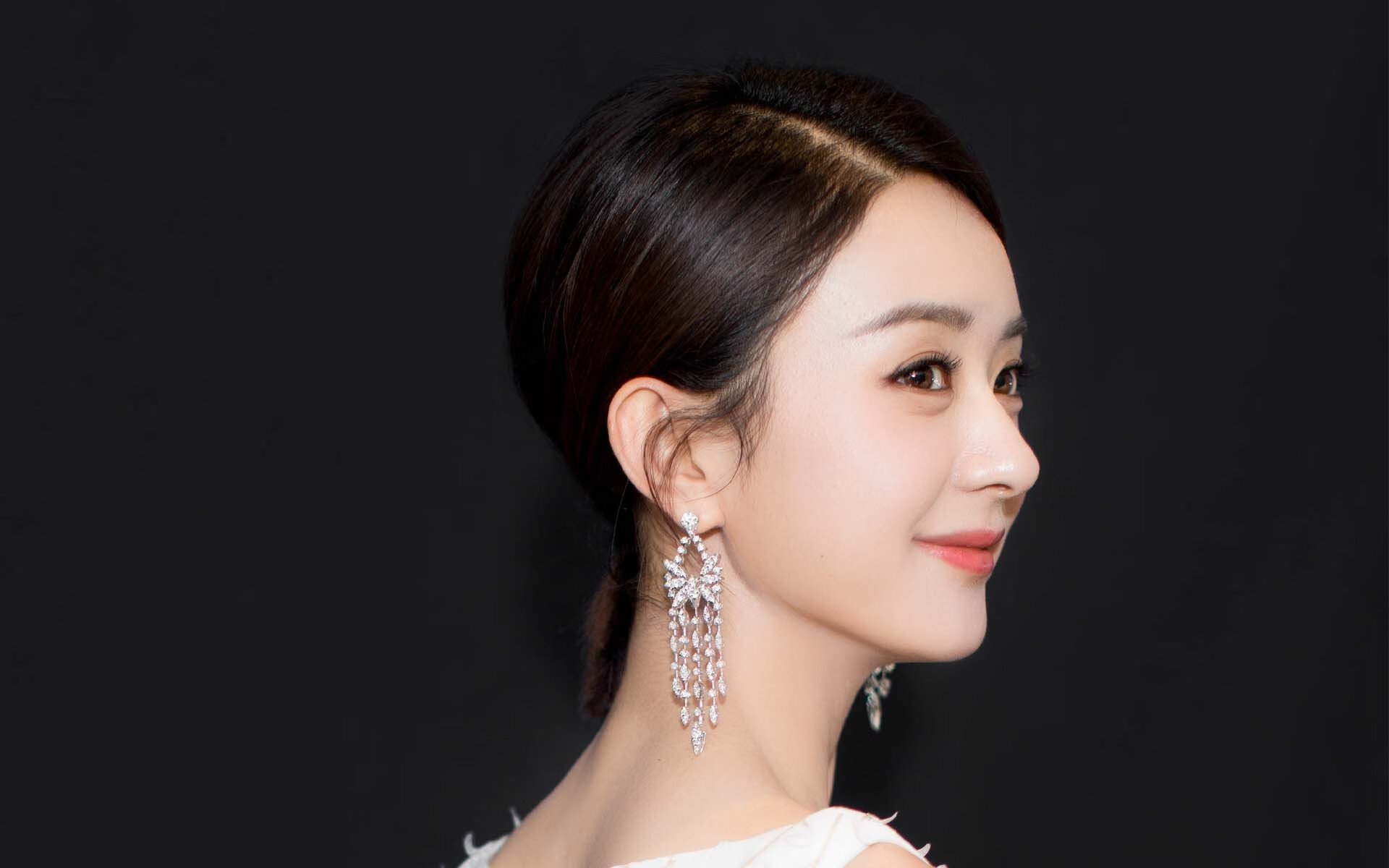 下载乐鱼体育APP-中国足球联赛加强赛场秩序和安全管理，足球联赛规定